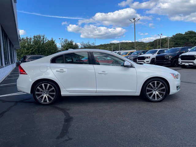 Used 2018 Volvo S60 T5 Inscription AWD/4WD image 4