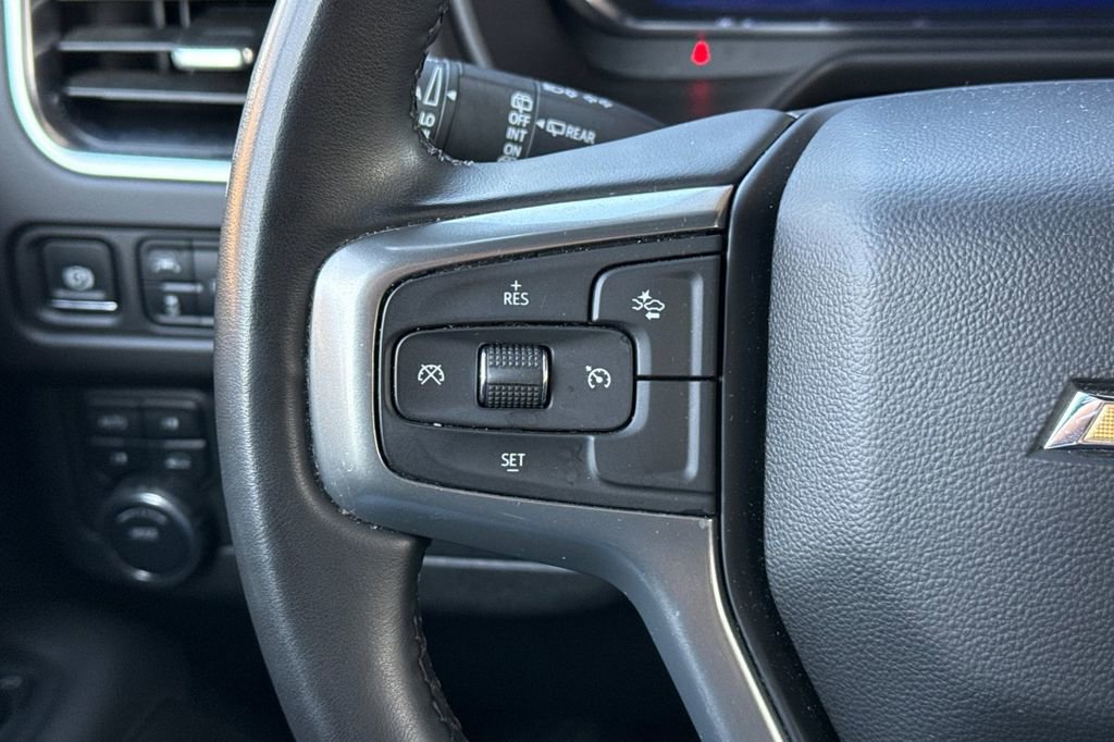 Used 2024 Chevrolet Suburban LT AWD/4WD image 36