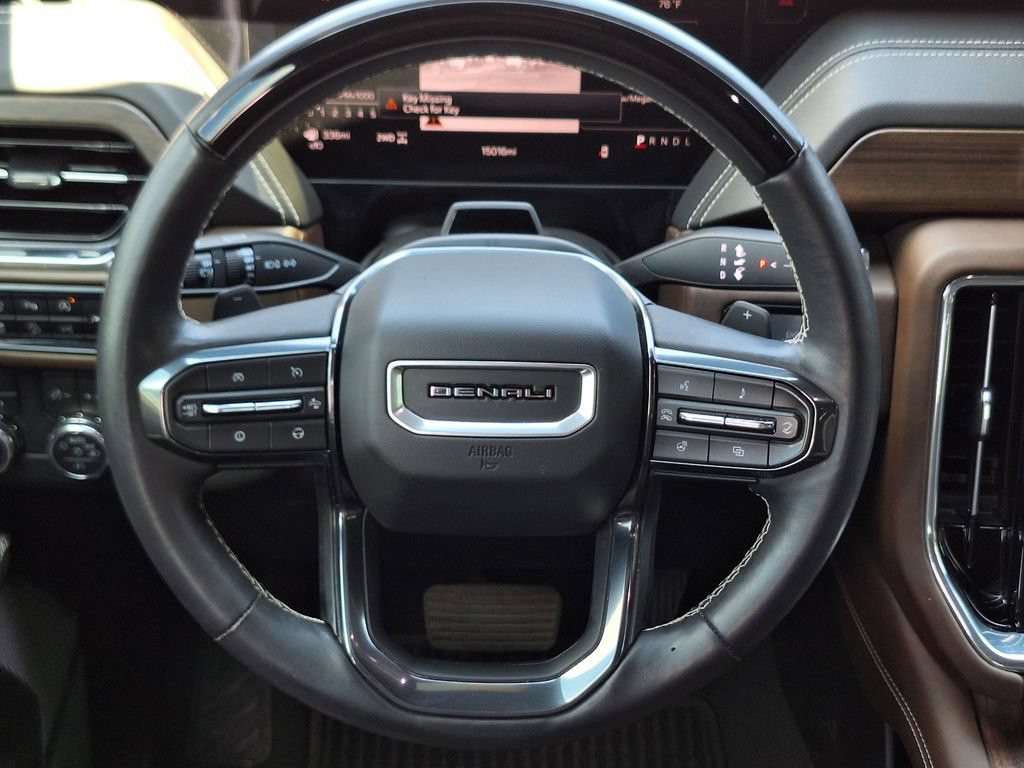 Used 2025 GMC Yukon Denali Ultimate AWD/4WD image 18