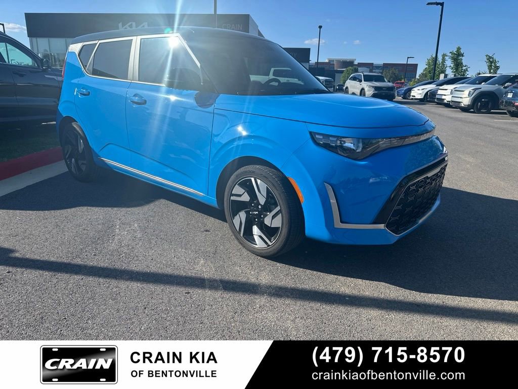 Certified 2024 Kia Soul GT-Line FWD image 1