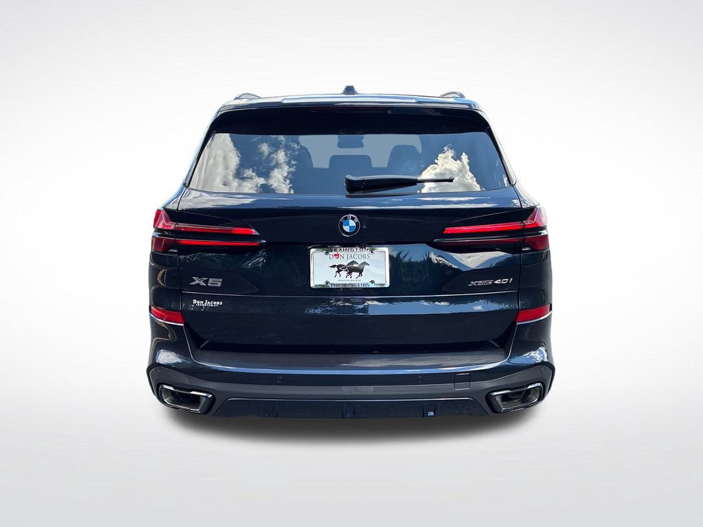 New 2026 BMW X5 xDrive40i w/ Executive Package AWD/4WD image 4