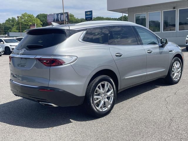 Used 2023 Buick Enclave Essence w/ Experience Buick Package AWD/4WD image 3