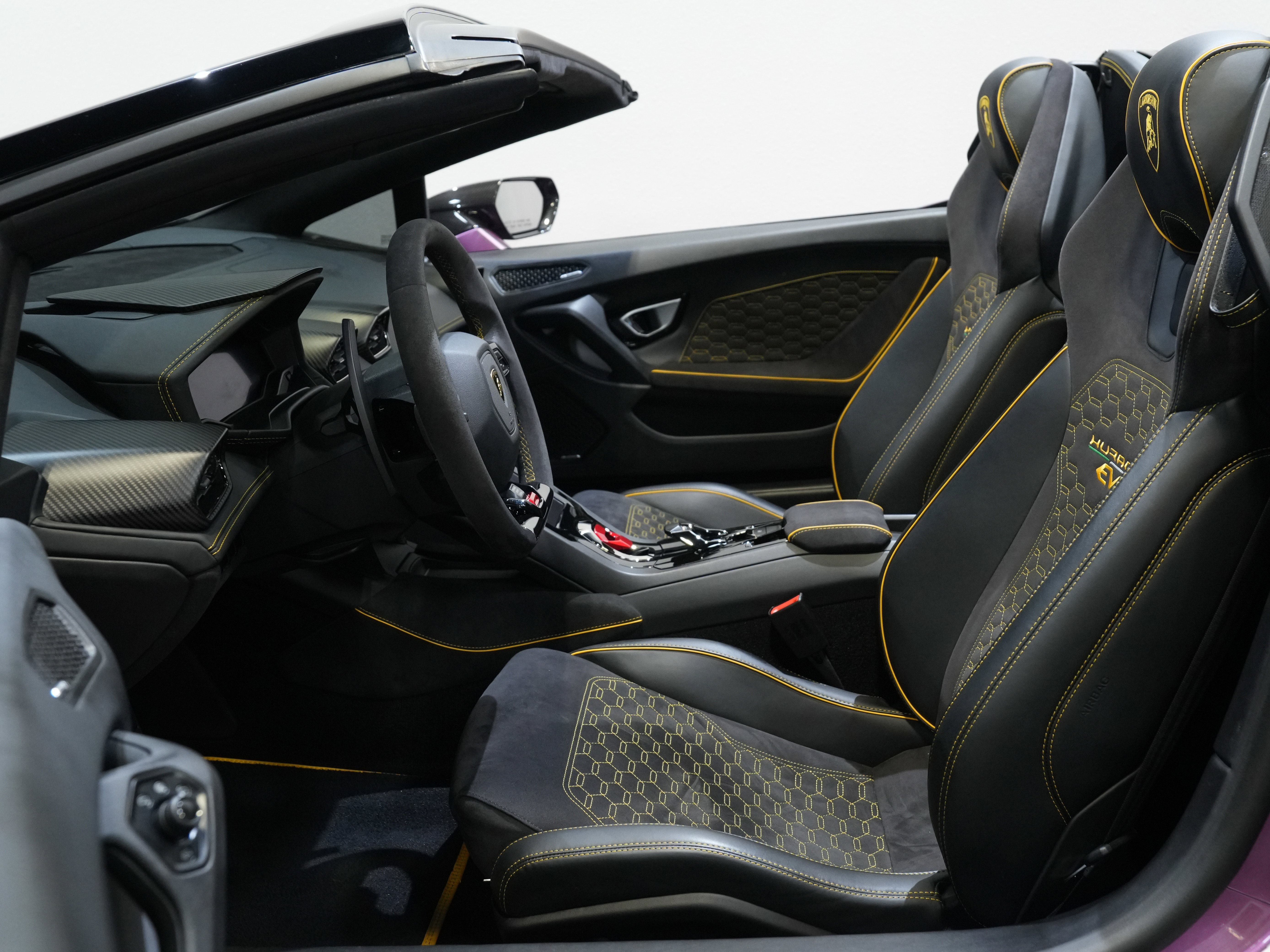 Used 2024 Lamborghini Huracan EVO image 42