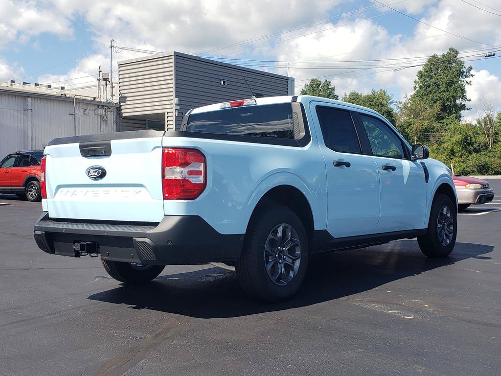 New 2026 Ford Maverick XLT w/ Equipment Group 301A AWD/4WD image 4