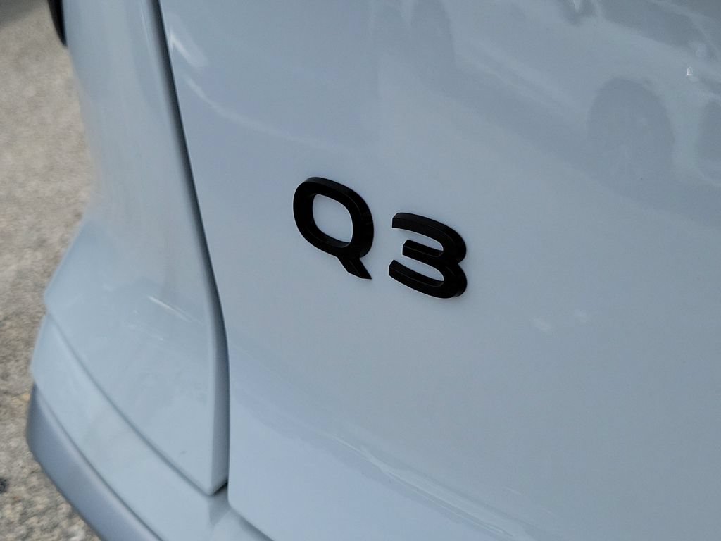 New 2026 Audi Q3 quattro 2.0T AWD/4WD image 5