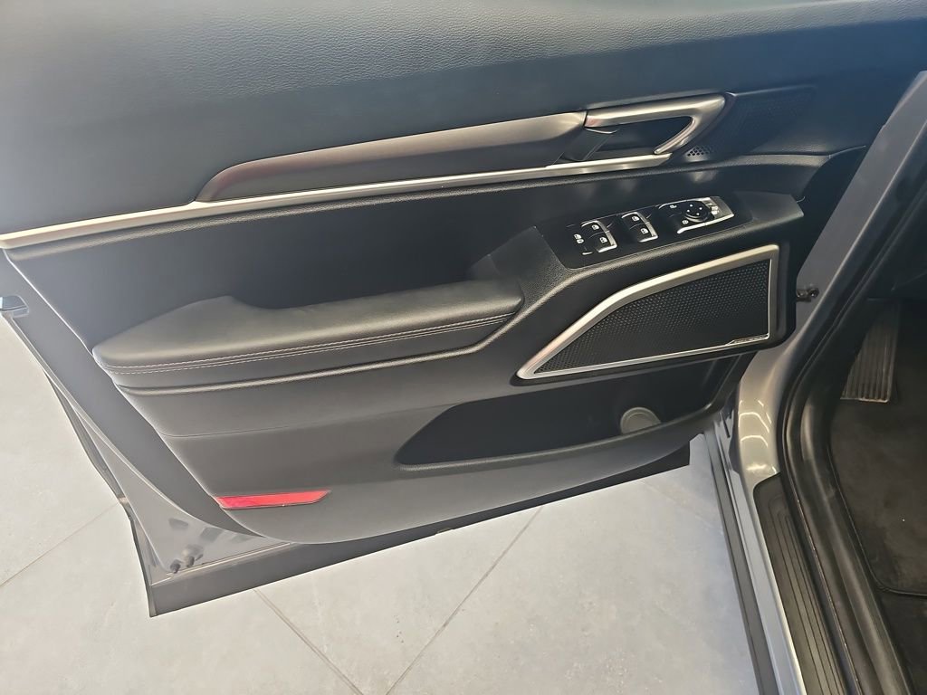 Used 2023 Kia Telluride S image 13