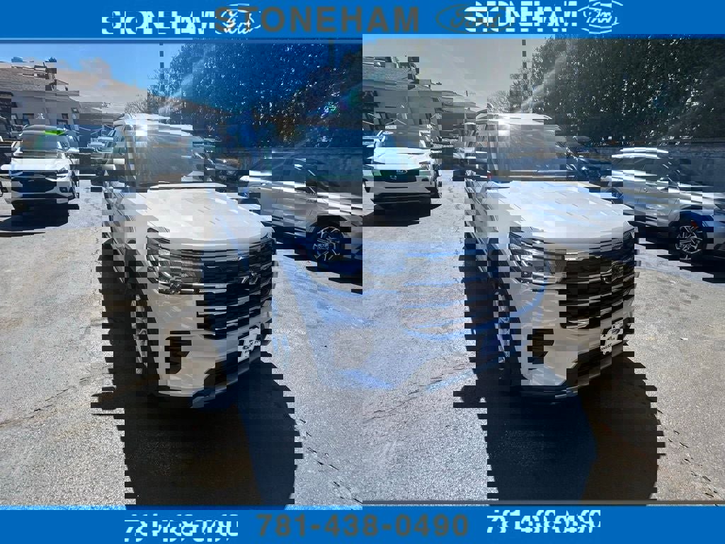 Used 2025 Ford Explorer Active image 1