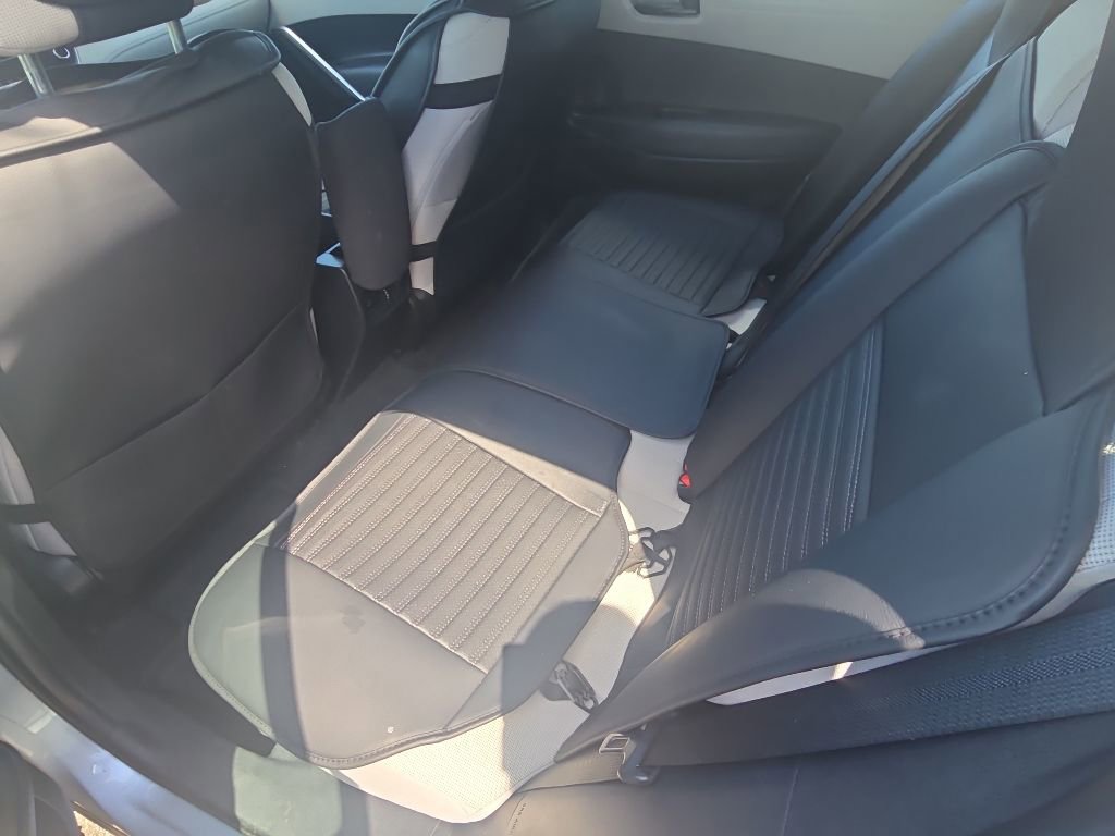 Used 2022 Toyota Corolla Cross L FWD image 11