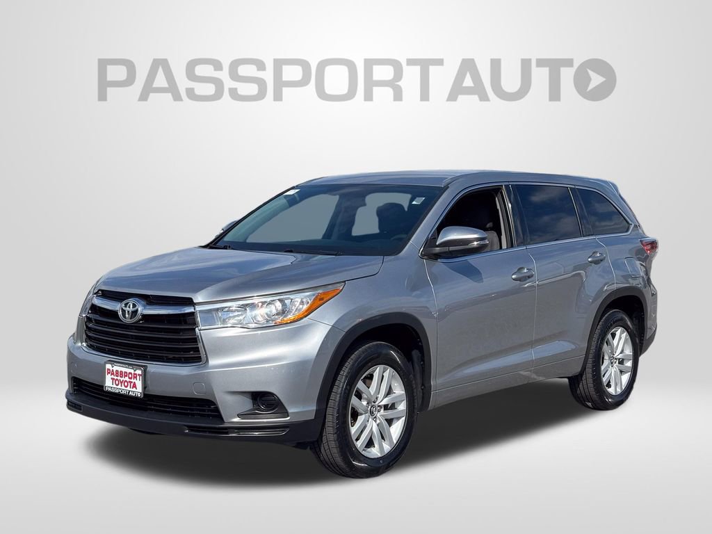 Used 2016 Toyota Highlander LE