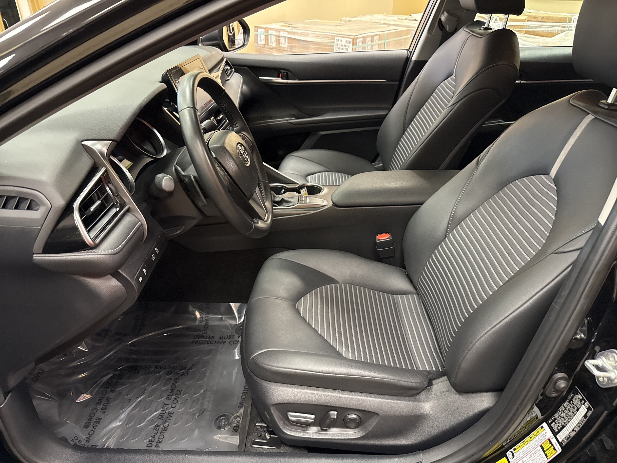 Used 2023 Toyota Camry SE FWD image 36