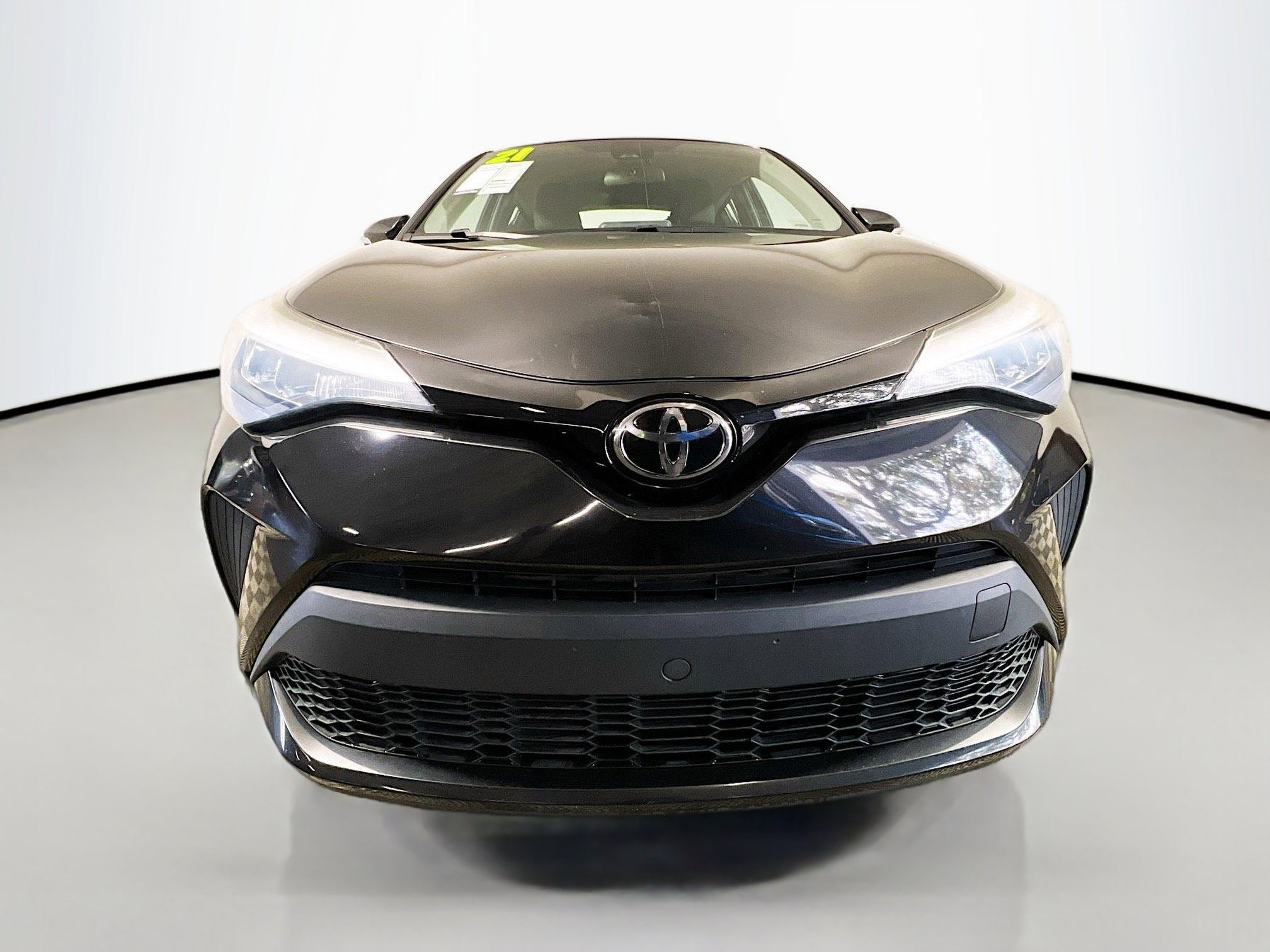Used 2021 Toyota C-HR LE image 11