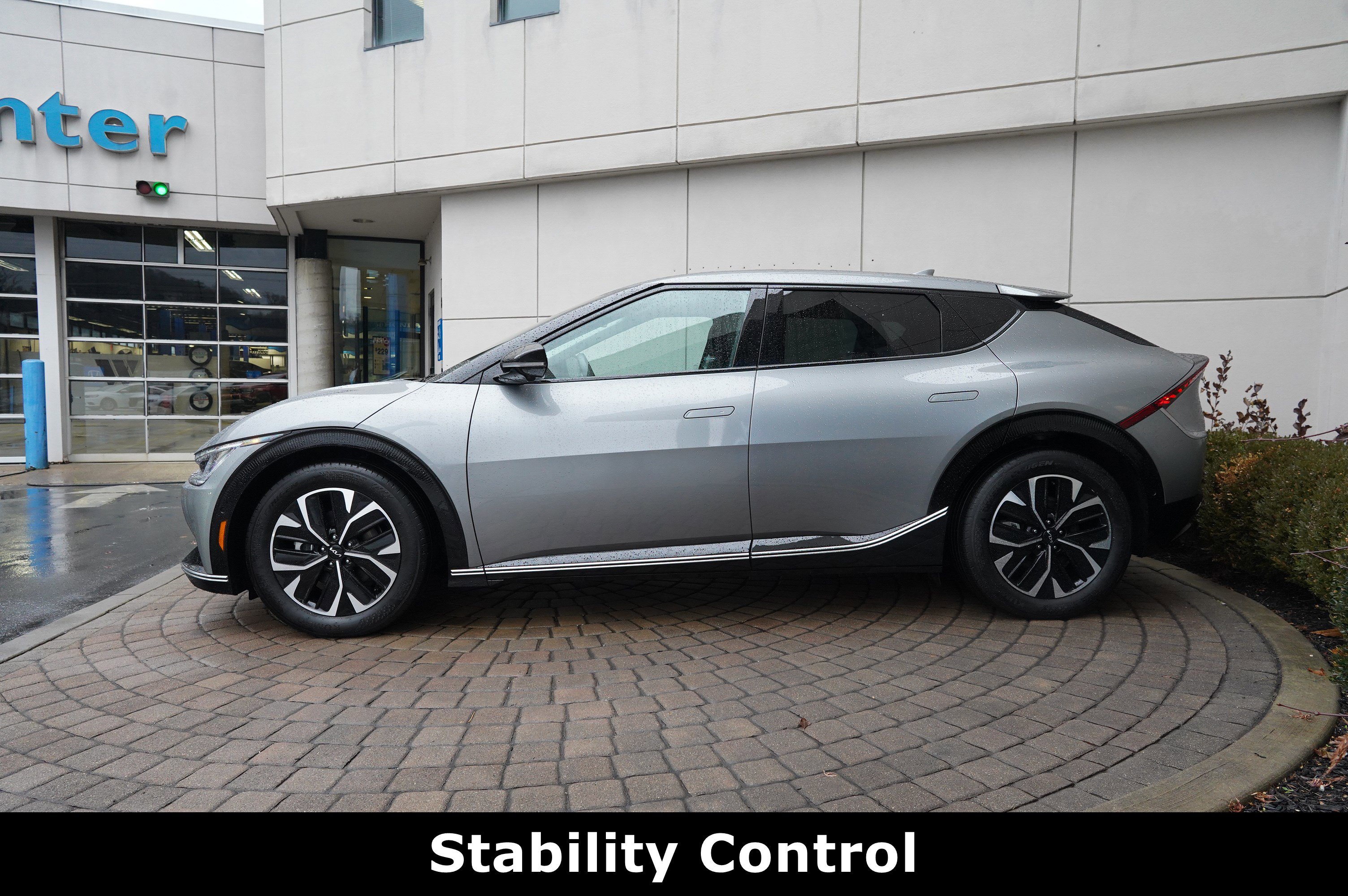 Used 2024 Kia EV6 Wind w/ Wind Technology Package image 18