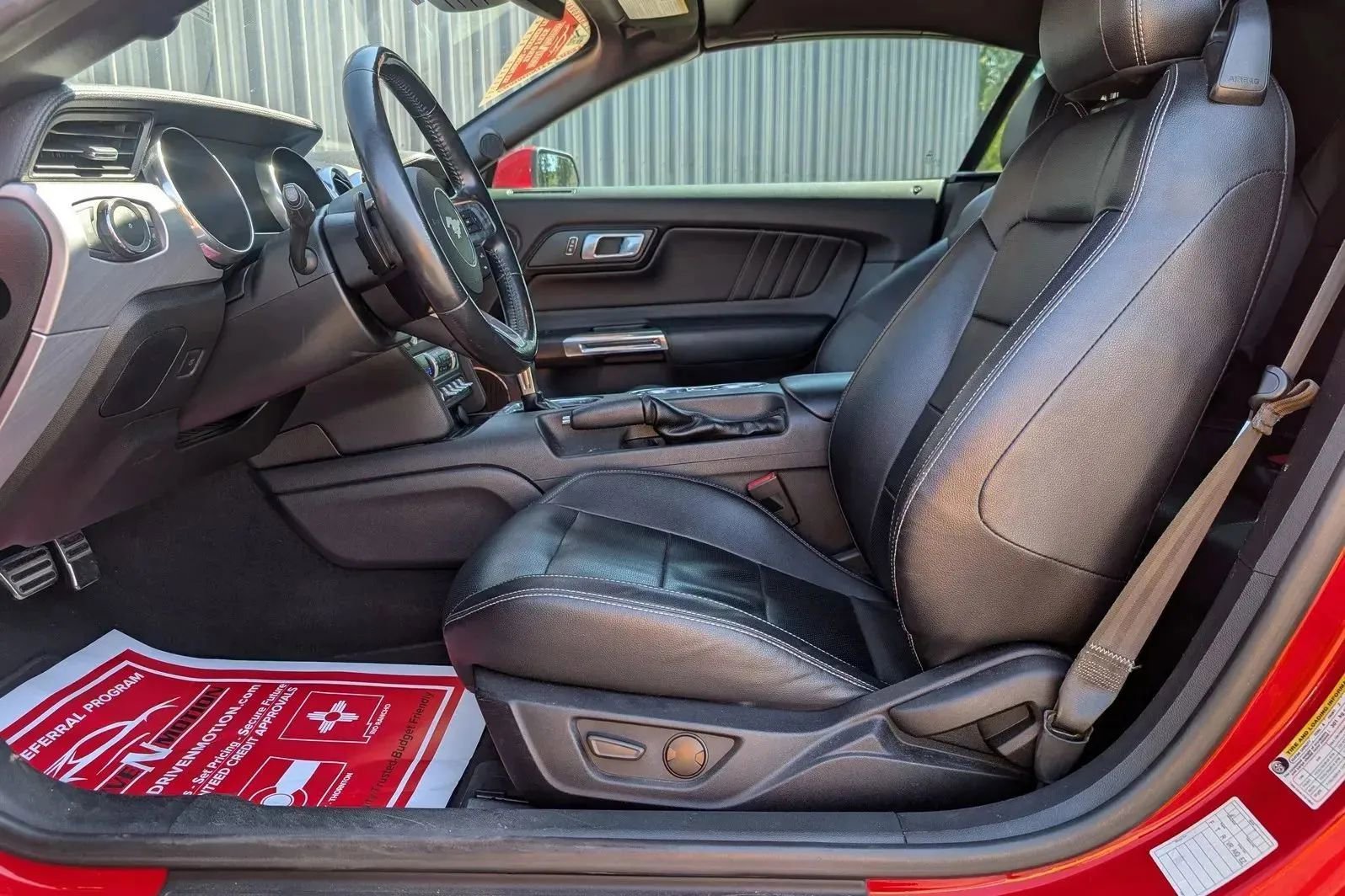 Used 2021 Ford Mustang Premium image 13