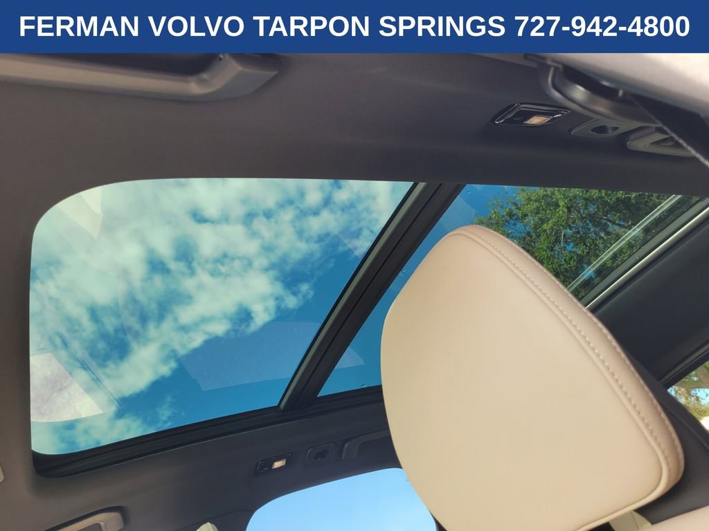 New 2026 Volvo XC60 B5 Plus w/ Protection Package Premier image 24