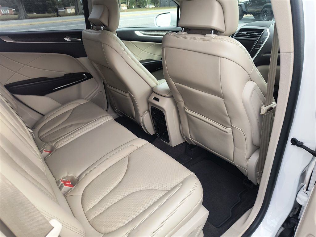 Used 2019 Lincoln MKC Reserve w/ MKC Climate Package image 26