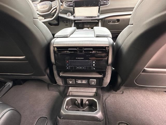 New 2026 Jeep Grand Wagoneer L Limited AWD/4WD image 31