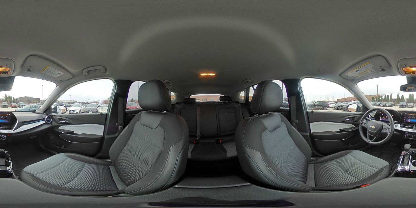 Used 2025 Chevrolet Trax LT image 41