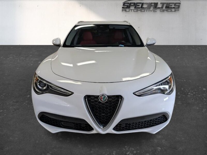 Used 2020 Alfa Romeo Stelvio Ti w/ Active Blind Spot Package AWD/4WD image 6