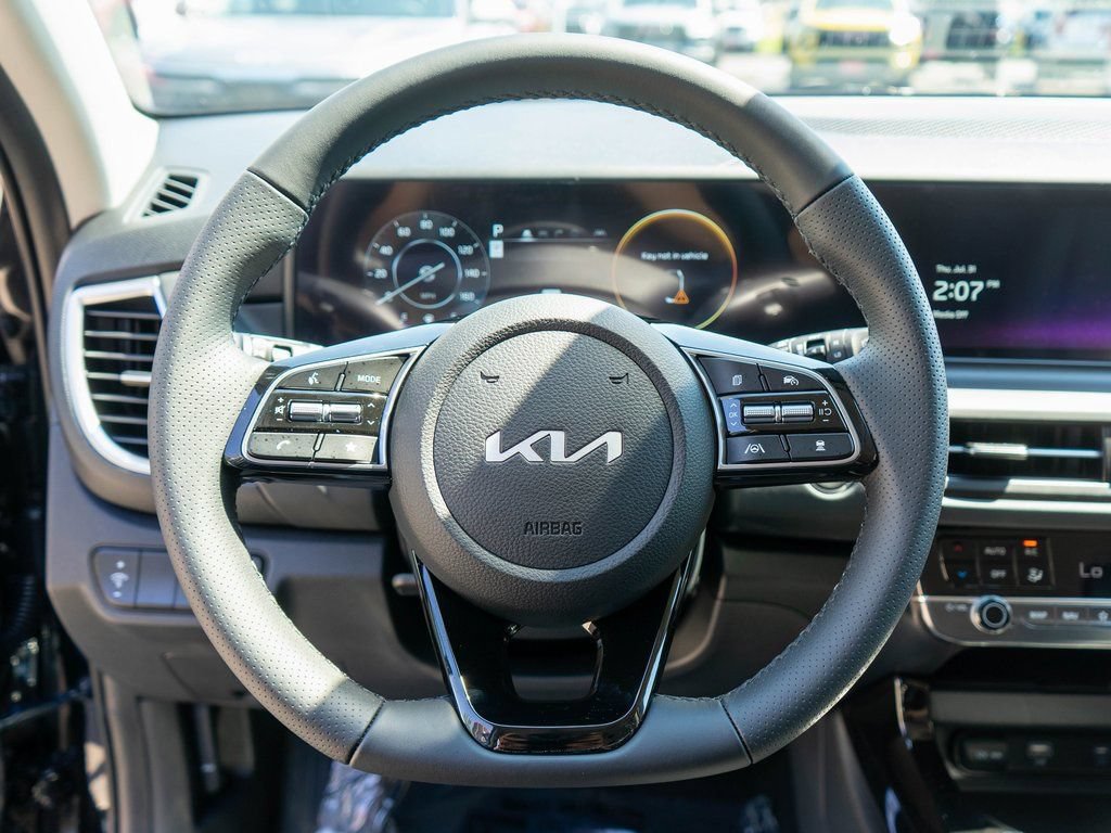 New 2026 Kia Seltos SX w/ SX Sunroof Package AWD/4WD image 15