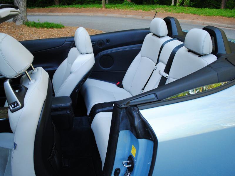 Used 2011 Lexus IS 350C w/ Luxury Pkg RWD image 8