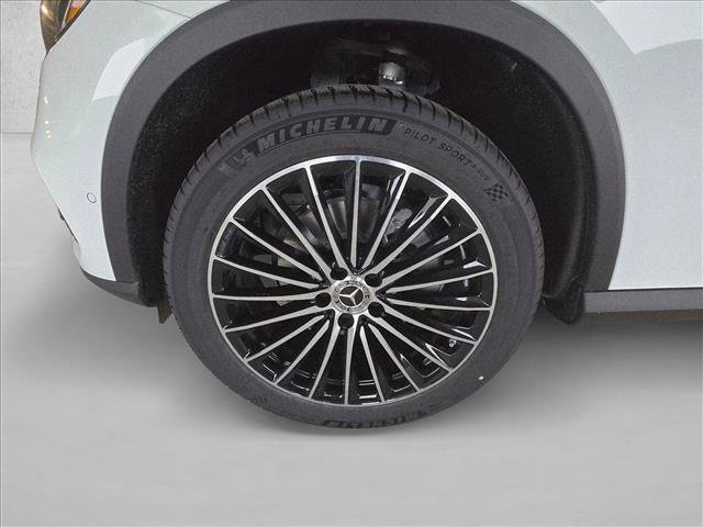 New 2026 Mercedes-Benz GLC 300 image 16