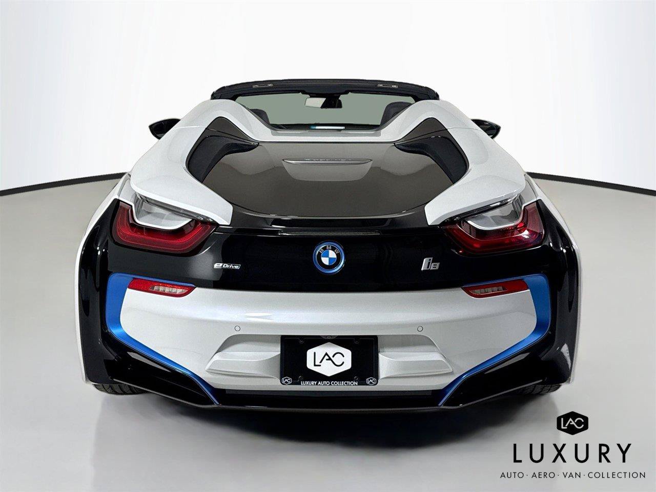 Used 2019 BMW i8 Roadster AWD/4WD image 7