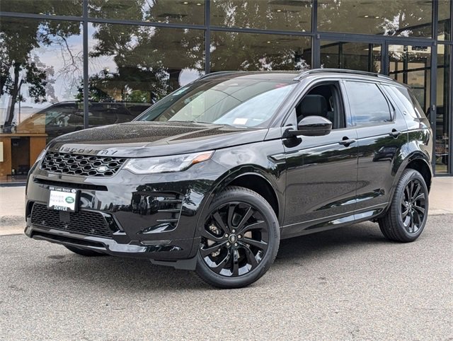 Used 2024 Land Rover Discovery Sport Dynamic SE image 2