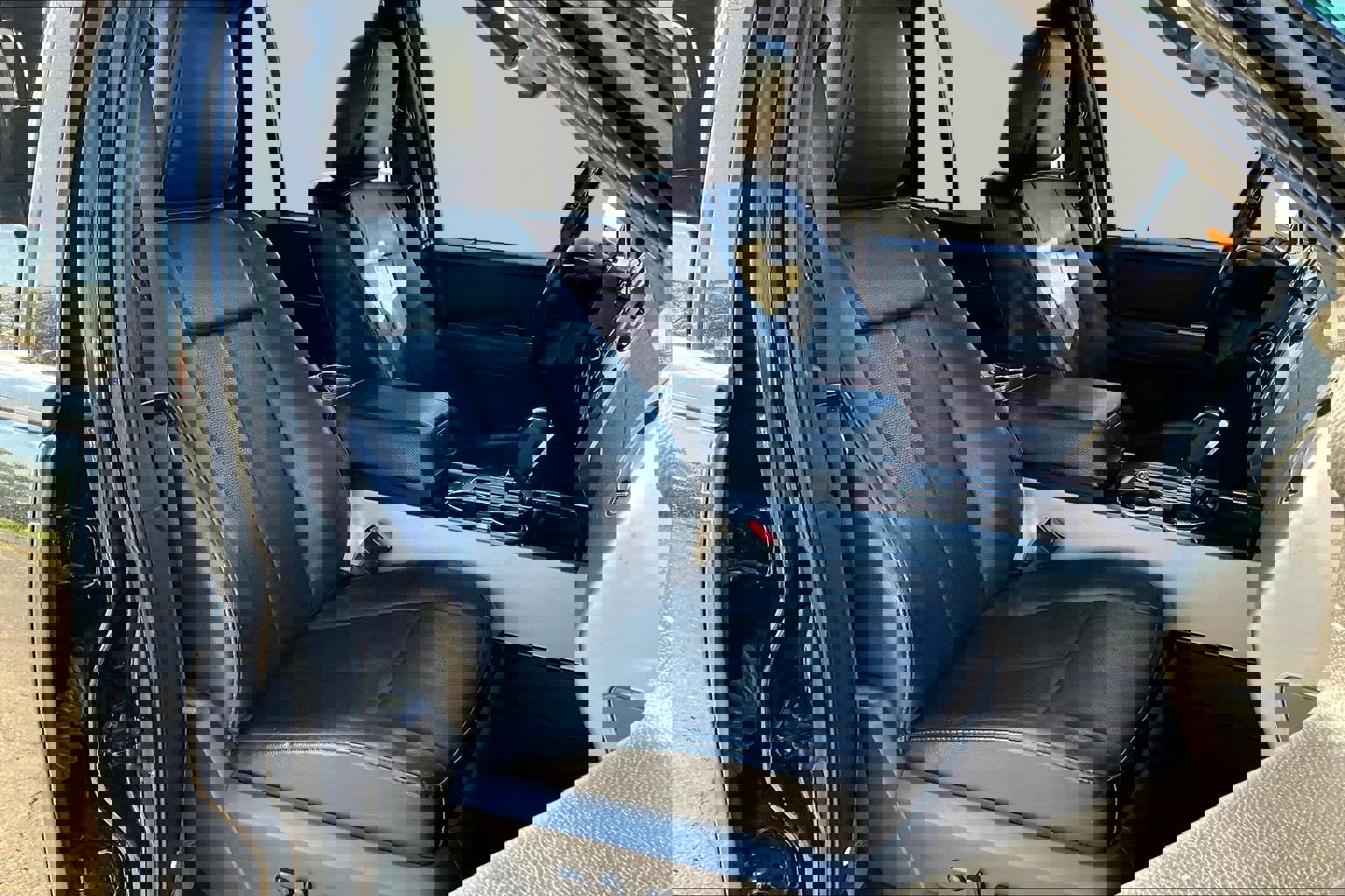 Used 2013 Ford Expedition Limited image 30