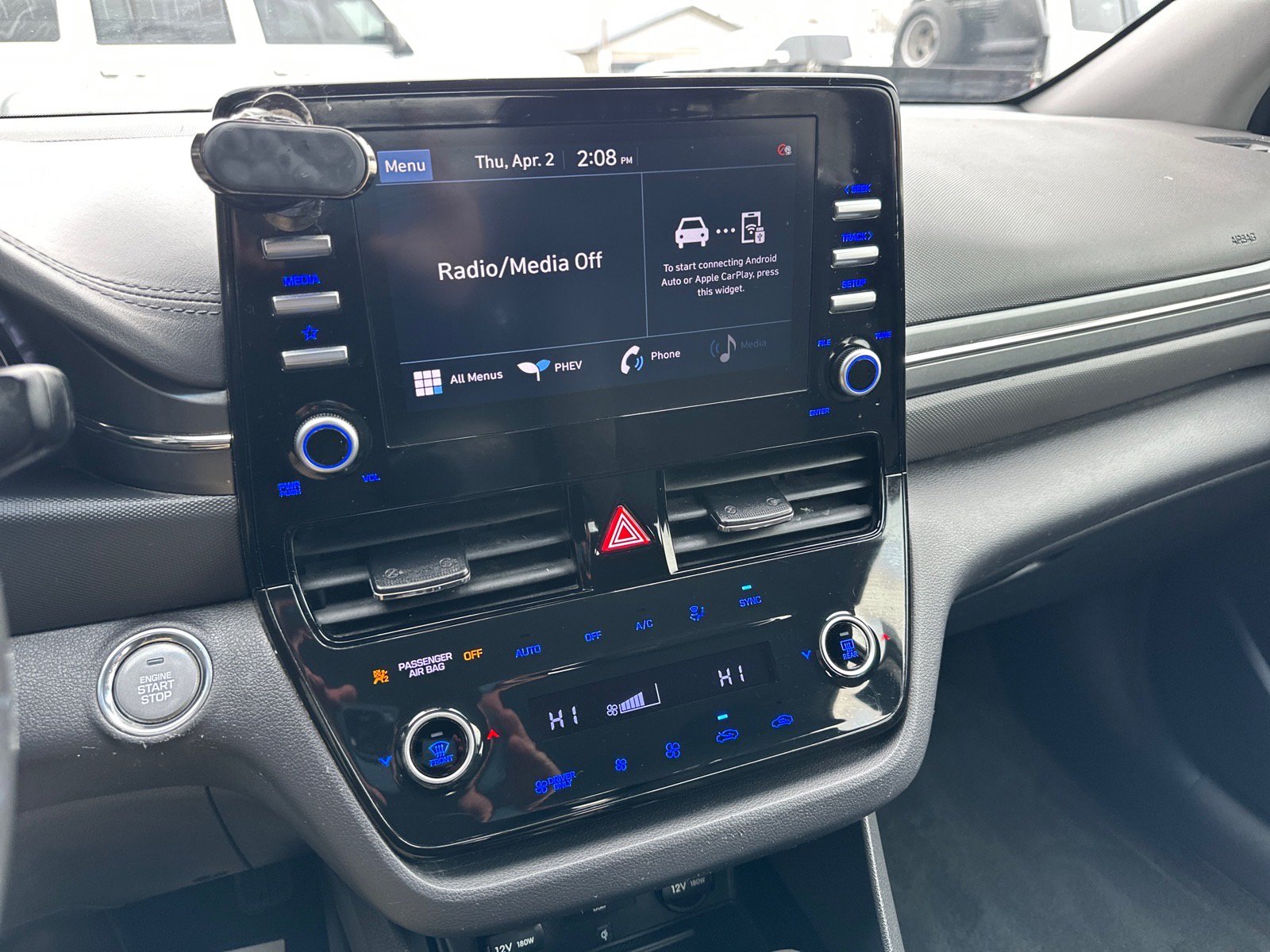 Used 2021 Hyundai Ioniq SEL FWD image 25