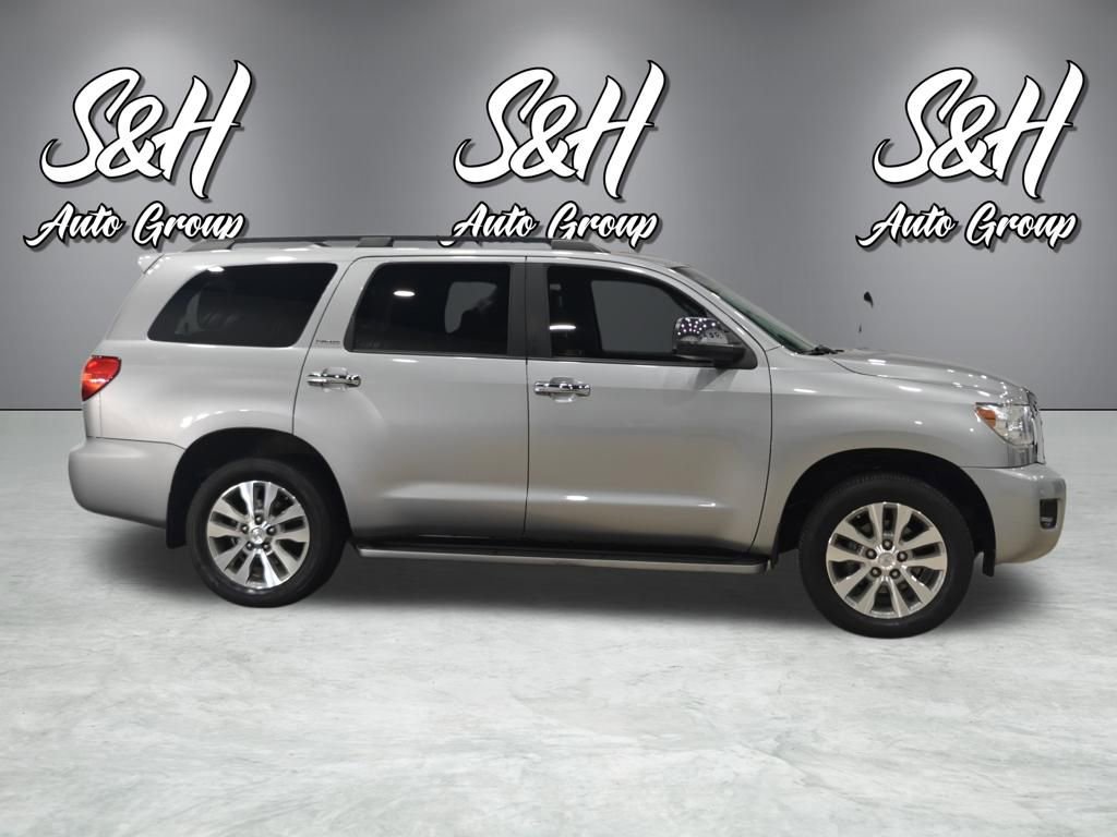 Used 2017 Toyota Sequoia Limited w/ Safety & Convenience Package AWD/4WD image 25