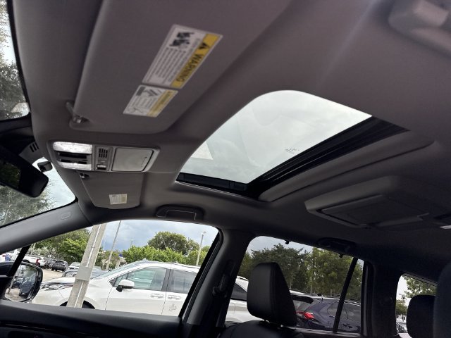 Used 2022 Honda Pilot Touring image 22