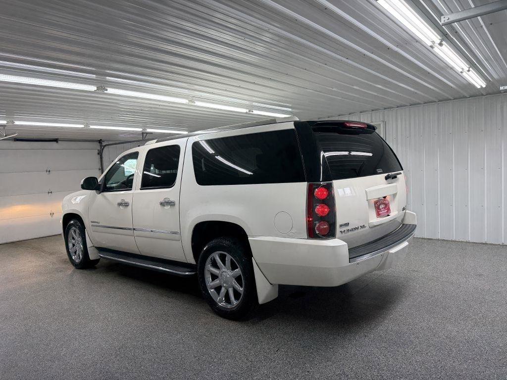 Used 2012 GMC Yukon XL Denali AWD/4WD image 4