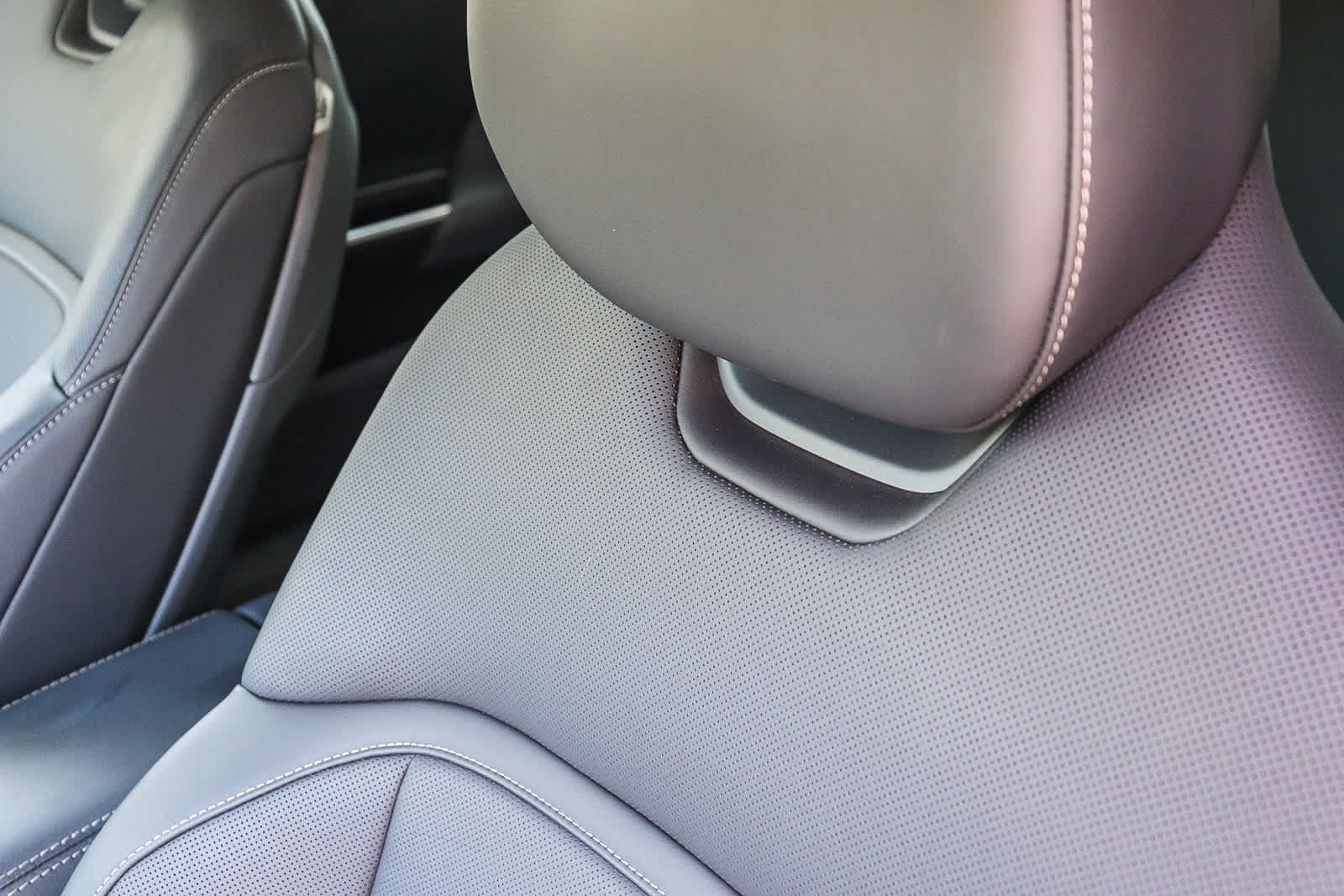 Used 2025 Lucid Air Touring AWD/4WD image 25