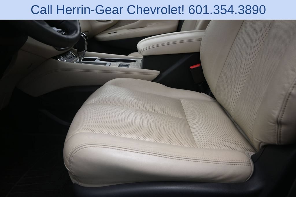Used 2024 Nissan Murano SL AWD/4WD image 13