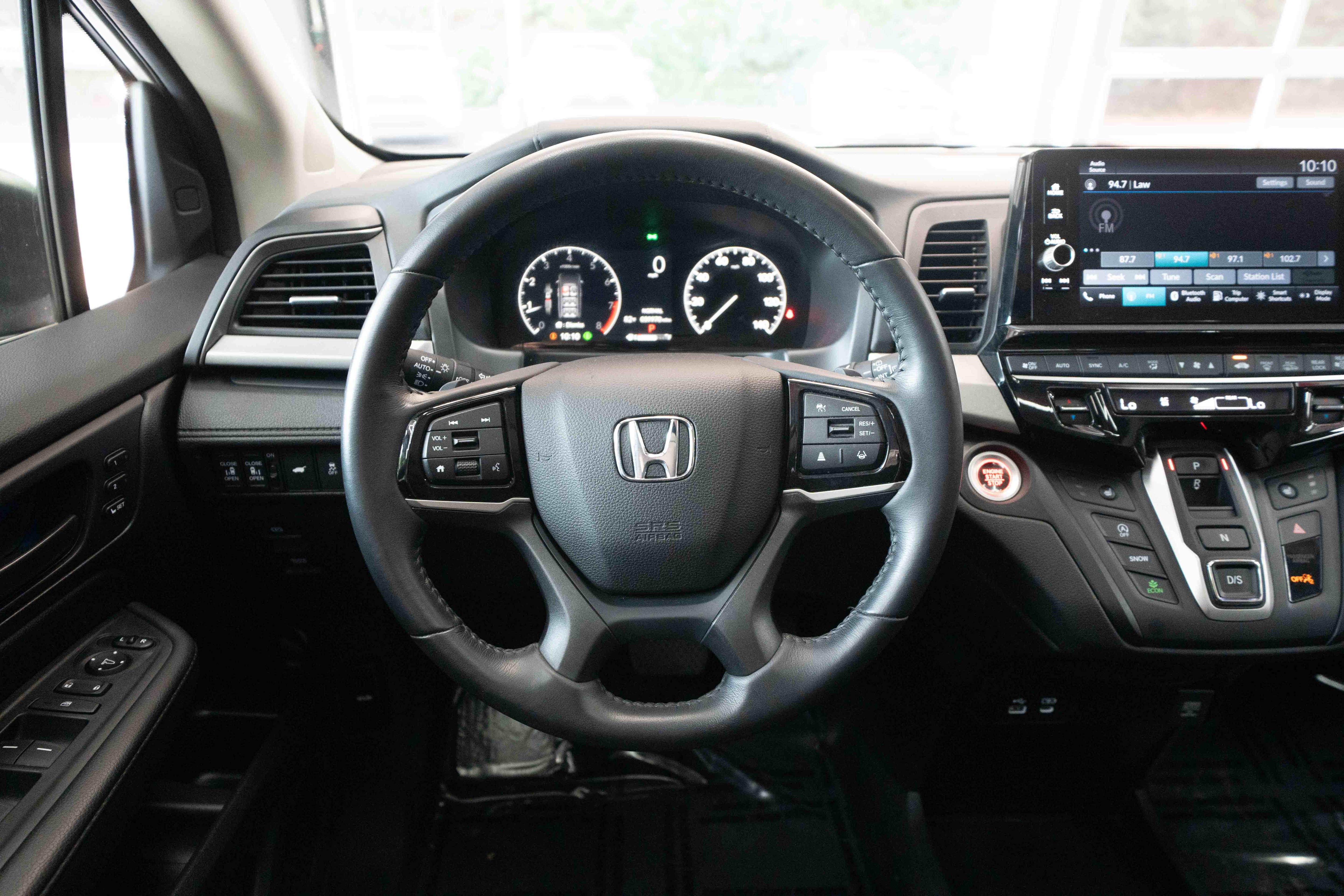 Used 2025 Honda Odyssey EX-L image 21