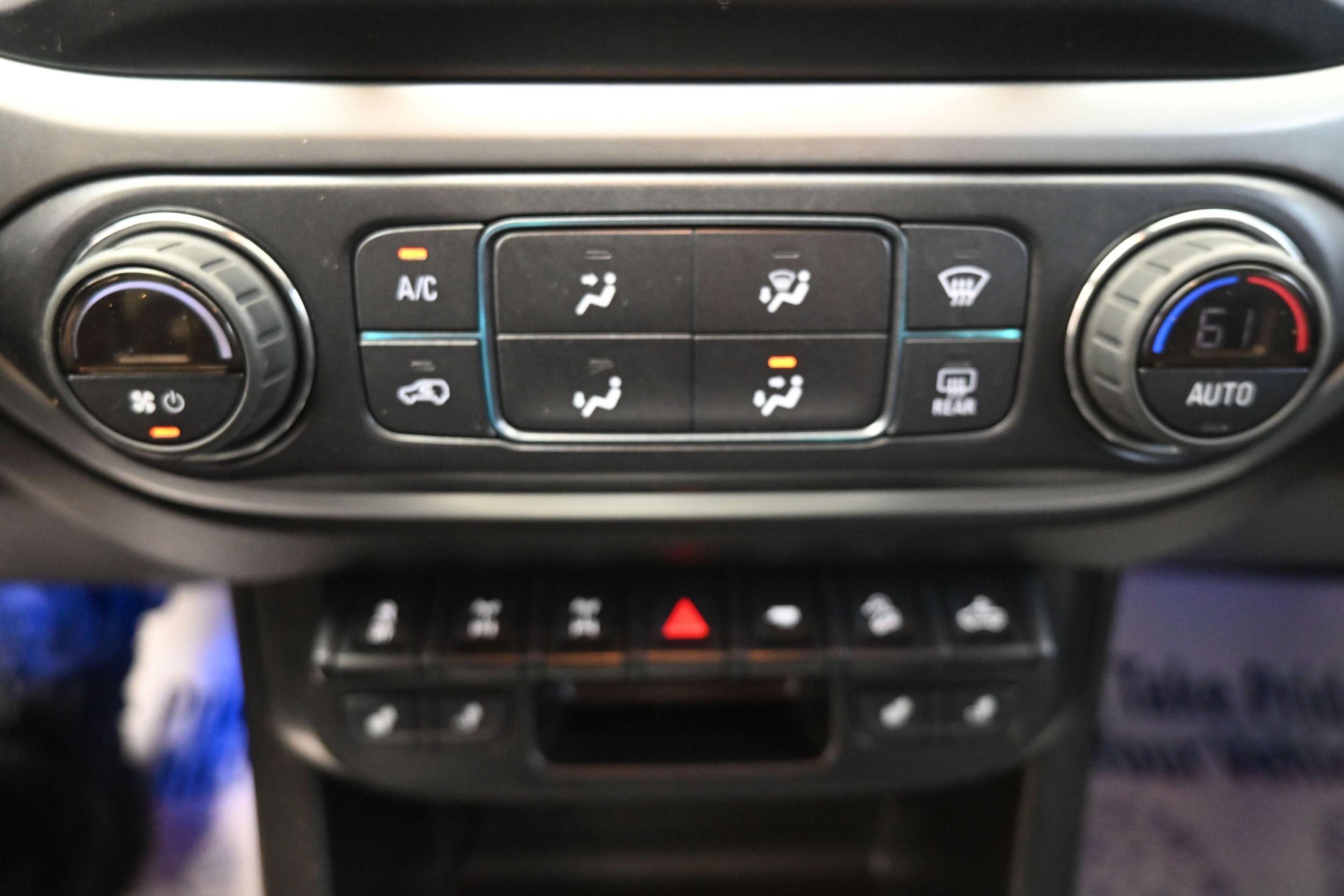 Used 2022 Chevrolet Colorado ZR2 w/ Colorado ZR2 Bison Edition AWD/4WD image 17
