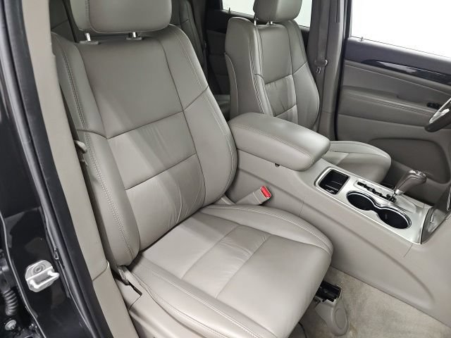Used 2011 Jeep Grand Cherokee Laredo AWD/4WD image 34