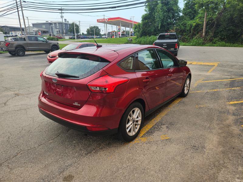 Used 2015 Ford Focus SE FWD image 5