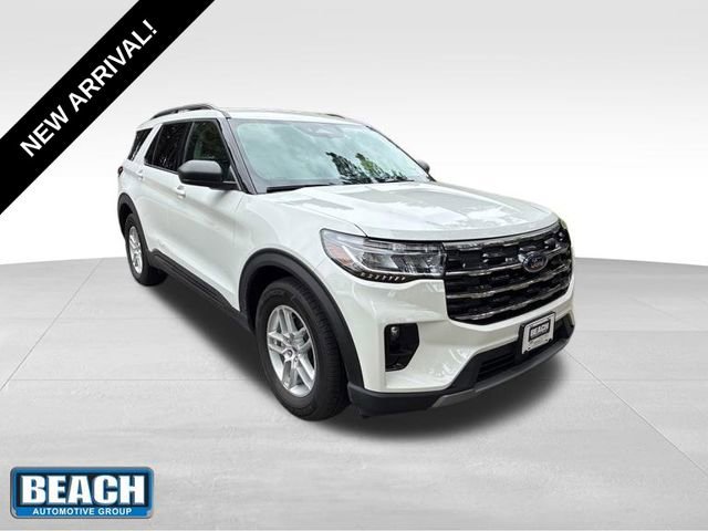 Used 2026 Ford Explorer Active w/ Active Comfort Package RWD image 1