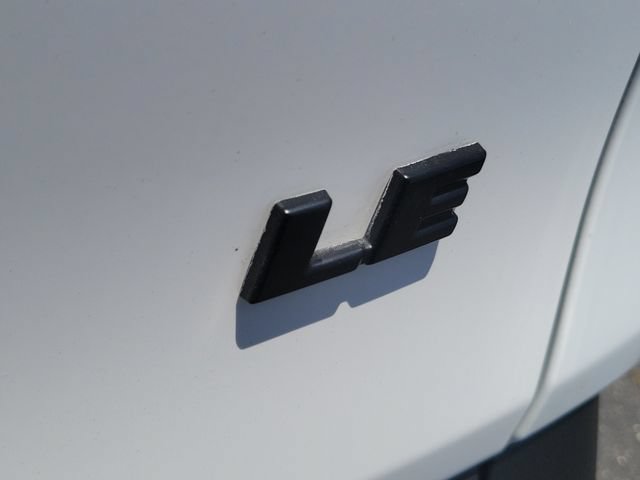 Used 2023 Toyota RAV4 LE FWD image 9