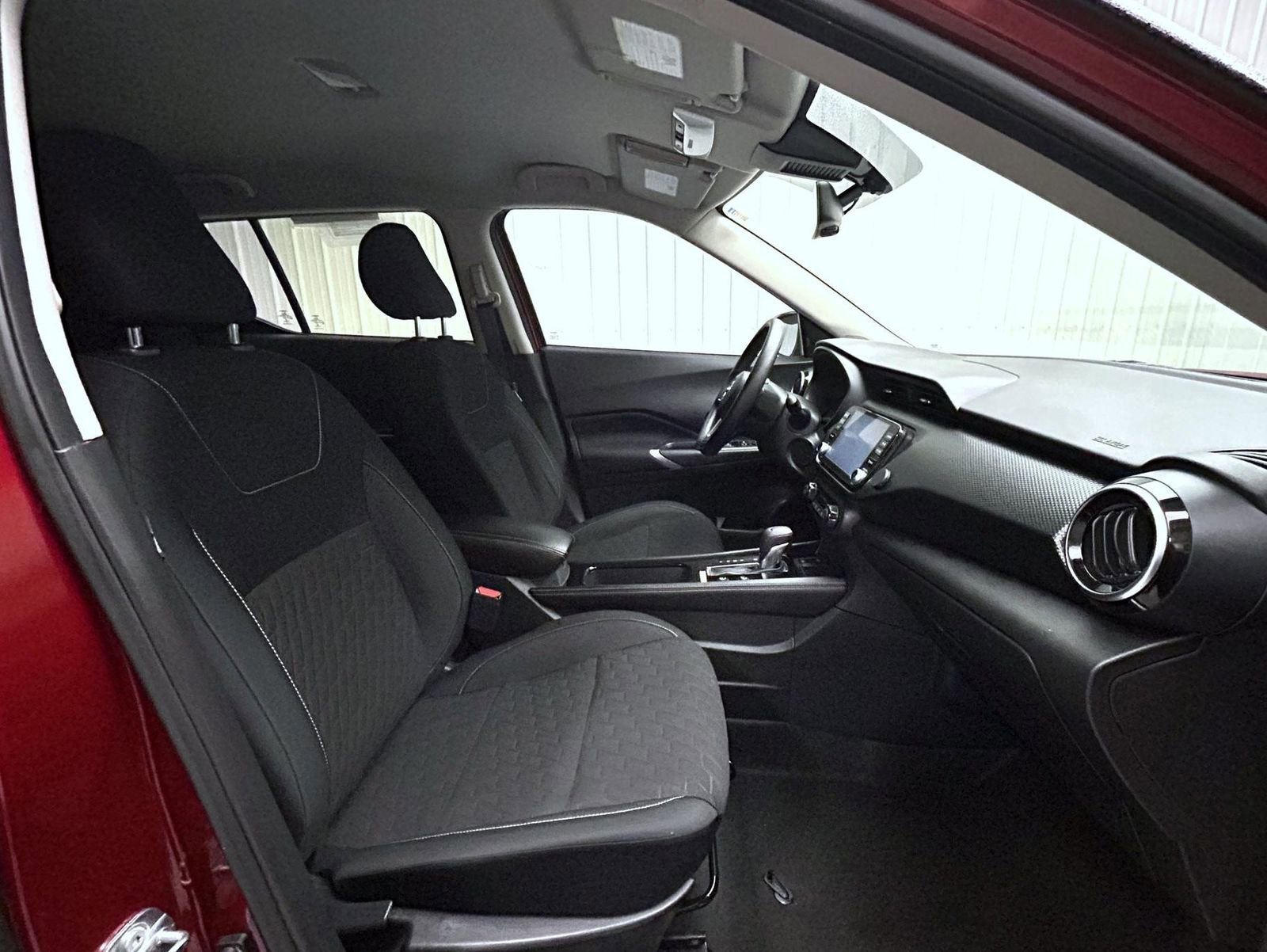 Used 2022 Nissan Kicks SV w/ Interior Electronics Package image 15