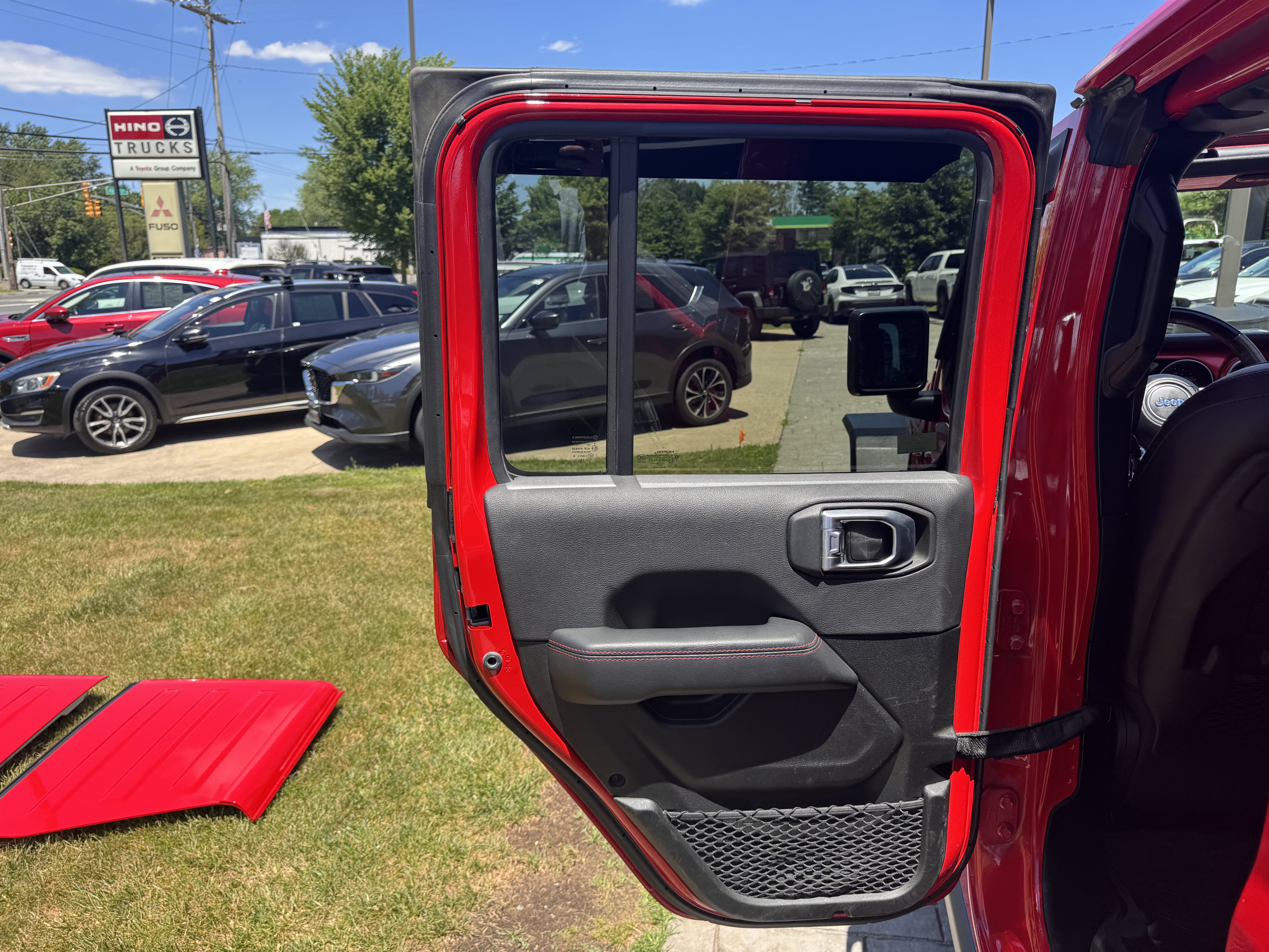 Used 2021 Jeep Gladiator Rubicon AWD/4WD image 23