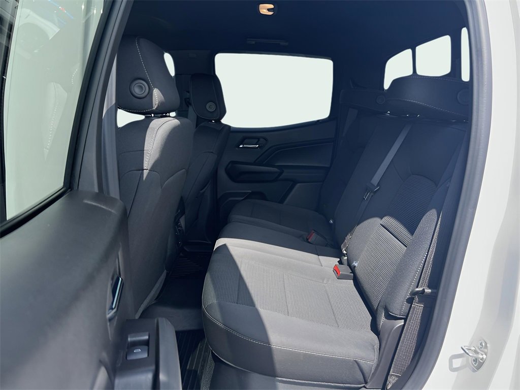 Used 2024 Chevrolet Colorado LT w/ LT Convenience Package image 9