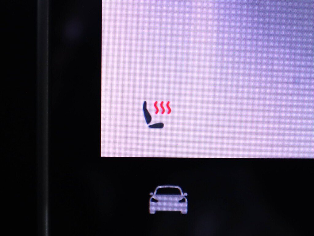 Used 2018 Tesla Model 3 Long Range AWD/4WD image 17