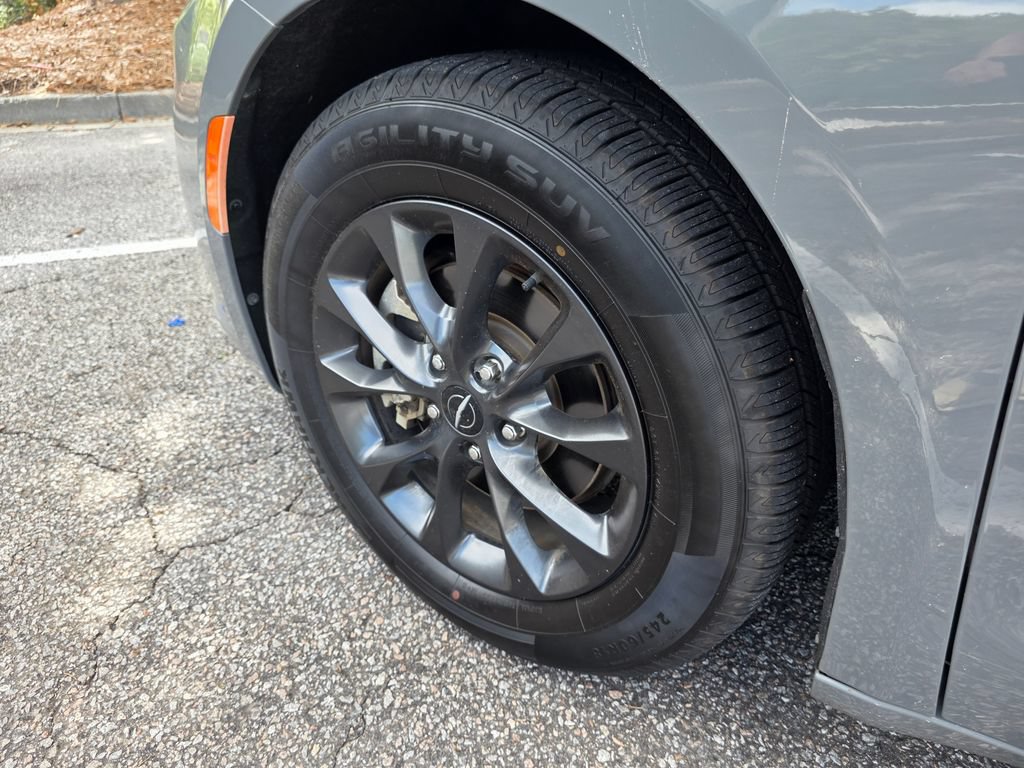 Used 2022 Chrysler Pacifica Touring-L w/ S Appearance Package FWD image 30