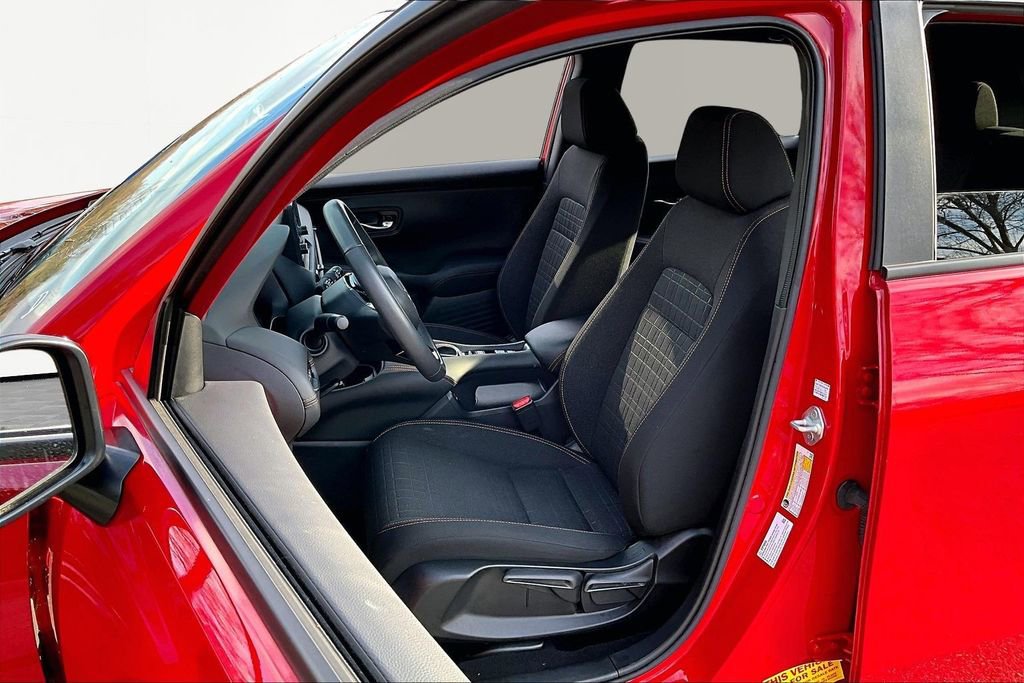 Used 2024 Honda HR-V Sport image 17