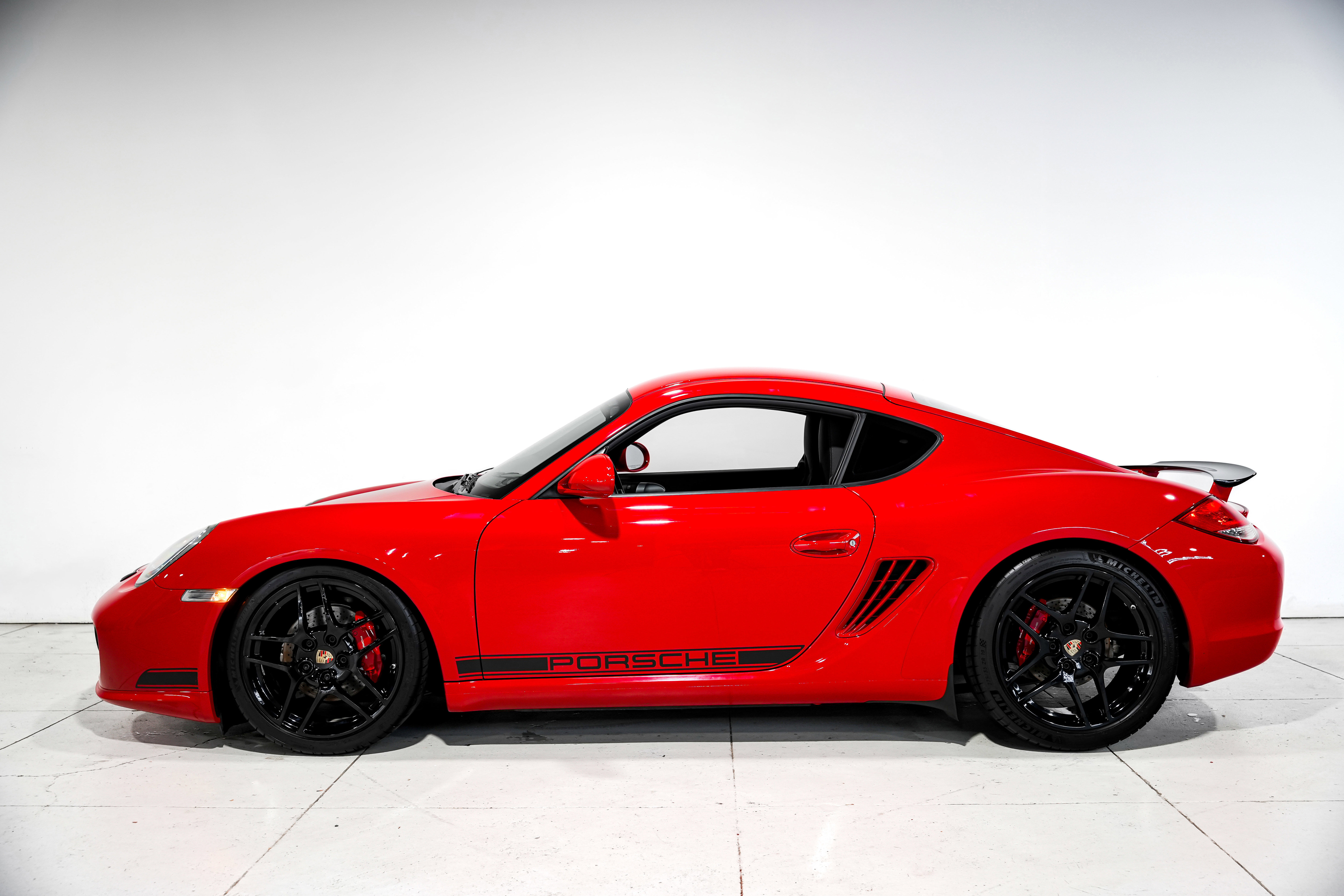 Used 2012 Porsche Cayman S image 7
