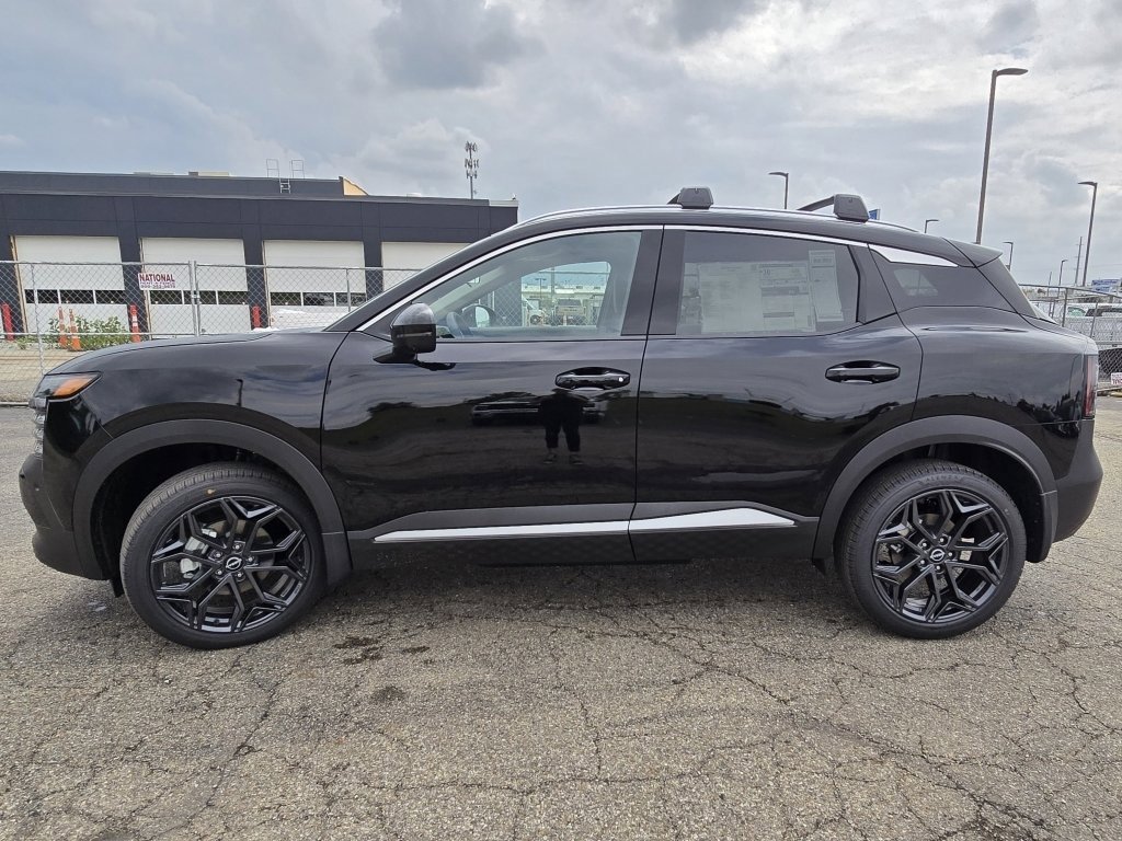 New 2026 Nissan Kicks SR w/ SR Premium Package image 10