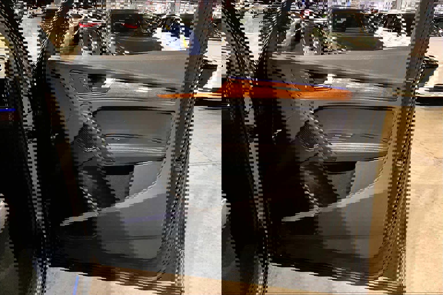 Used 2021 Audi Q5 e Prestige w/ Prestige Package image 22