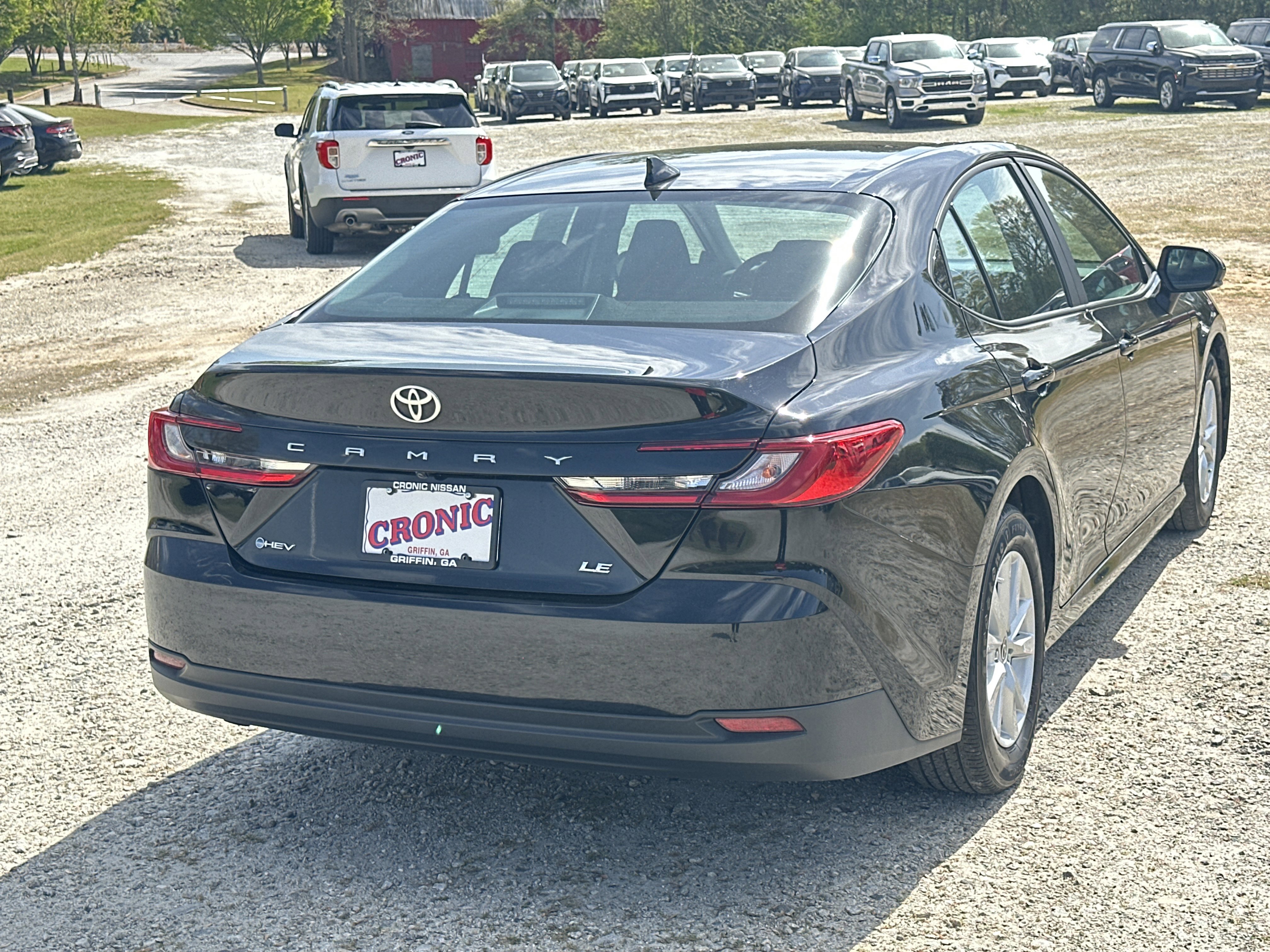 Used 2025 Toyota Camry LE image 5